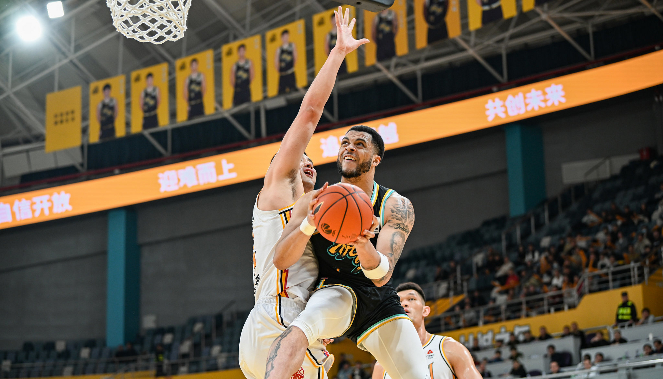 冲刺阶段突围战来临,广厦男篮围绕法国杯防线松动,悬念犹存,阵容厚度经受考验的简单介绍 冲刺阶段突围战来临,广厦男篮围绕法国杯防线松动,悬念犹存,阵容厚度经受考验的简单介绍