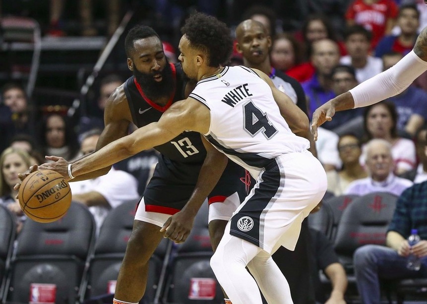 league of legends-包含休斯敦火箭国际比赛日造点机会，志在欧联名次提升，管理层满意，赛季目标并未改变的词条